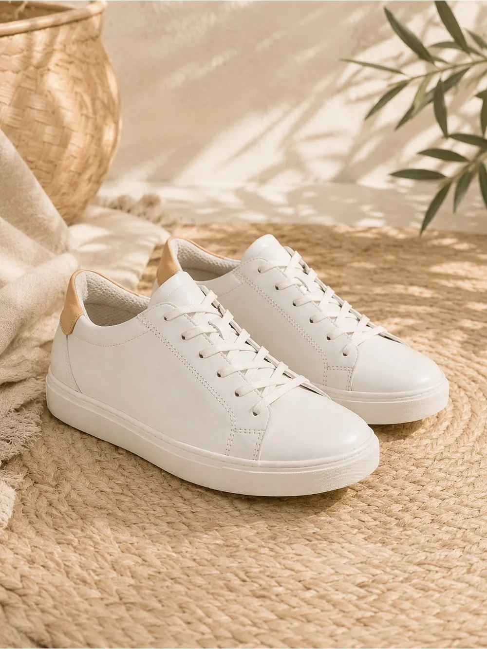 Ecco White Leather Classic Tie Low Top Women’s Sneakers Size 38